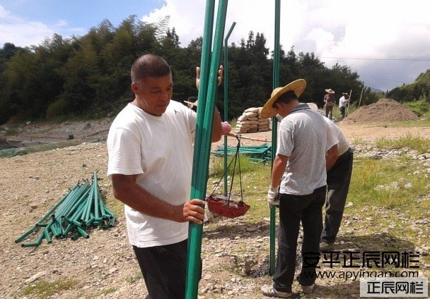 护栏网安装步骤