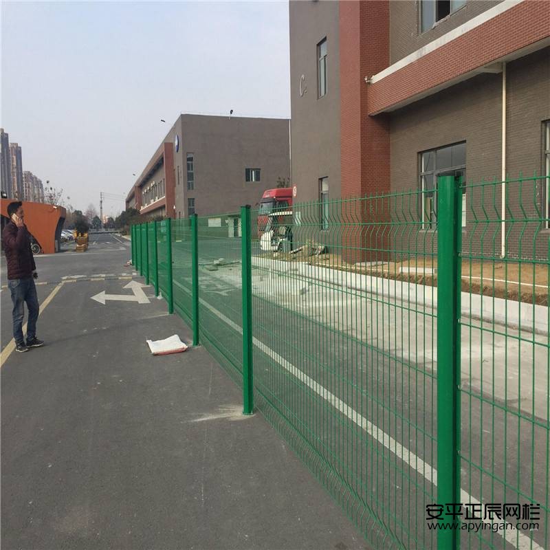 兰州护栏网生产厂家地址