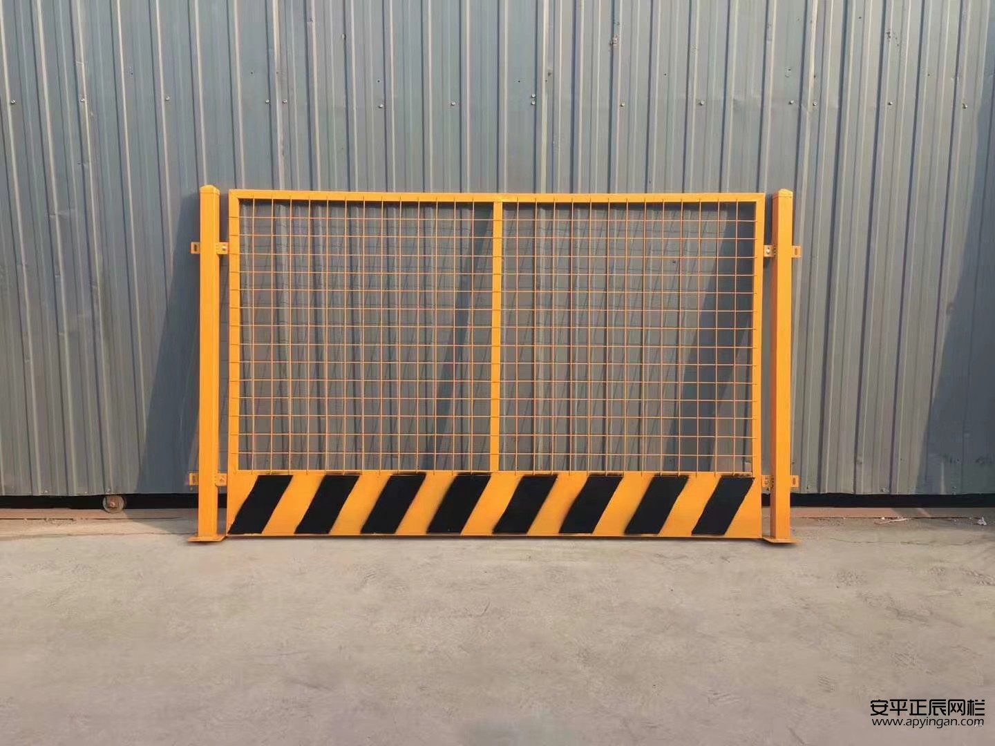 基坑边护栏的要求