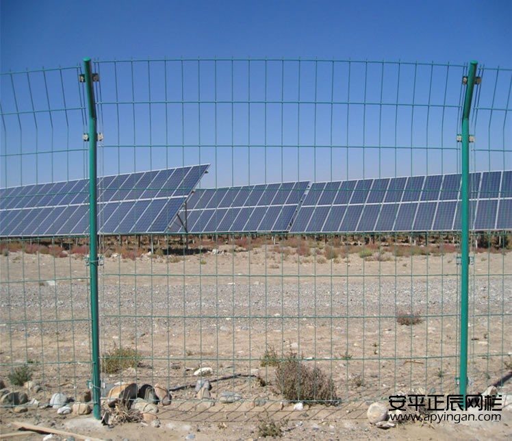 山地光伏围栏图片