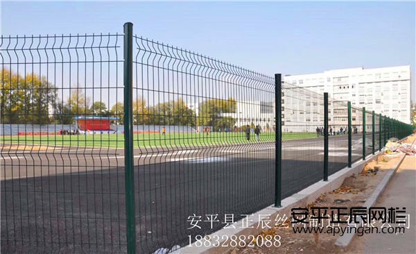 钢丝围墙网的规格和价格