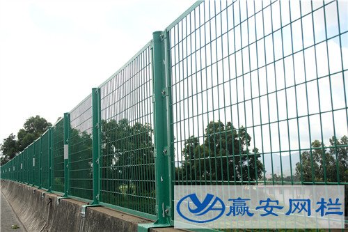 桥梁护栏网