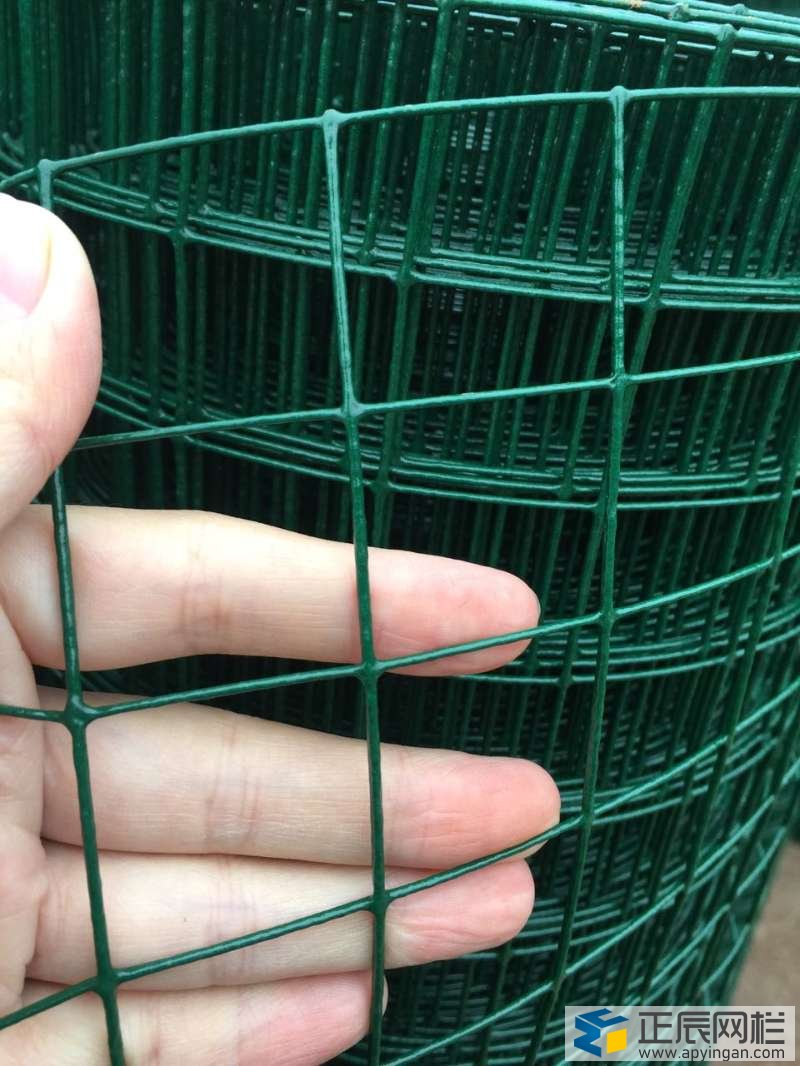养殖围栏网图片